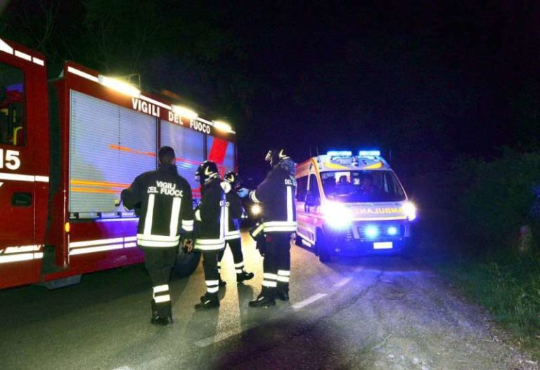 Tragico incidente sulla SS 626 nella notte: due morti e quattro feriti