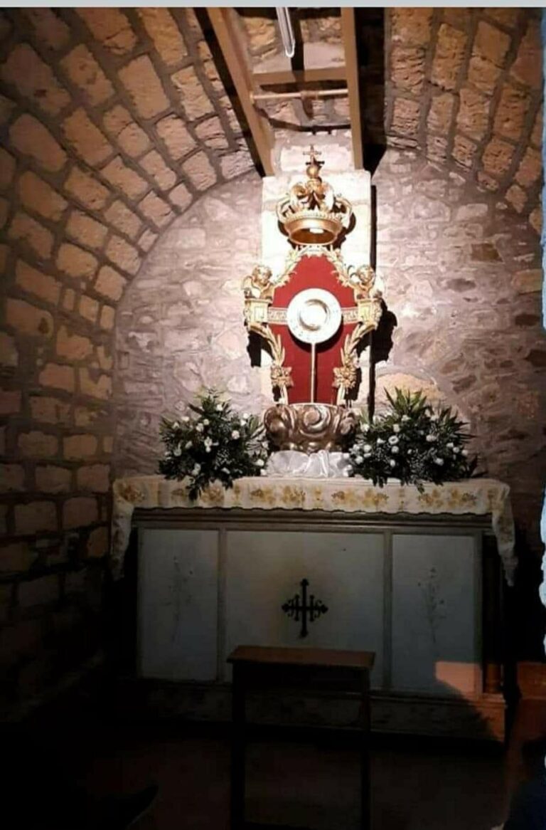 Termini Imerese: va avanti l’adorazione perpetua del Santissimo Sacramento della chiesa della Consolazione