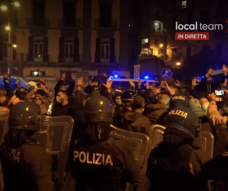 Coronavirus: continuano le proteste a Napoli