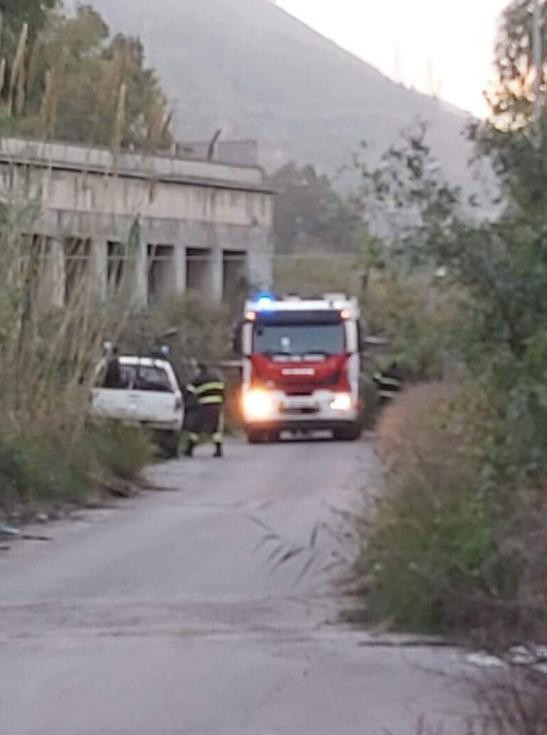 Contrada Favara isolata: intervengono i vigili del Fuoco