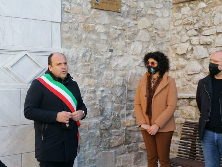 Trabia: restaurata l’antica lapide dell’arco Fuori Porta FOTO E VIDEO