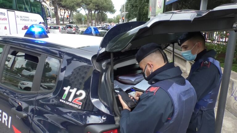 Coronavirus: i carabinieri intensificano i controlli a Palermo