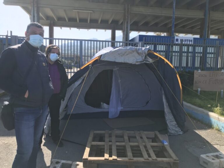 Protesta operai ex Fiat: secondo giorno di presidio a Termini Imerese FOTO E VIDEO