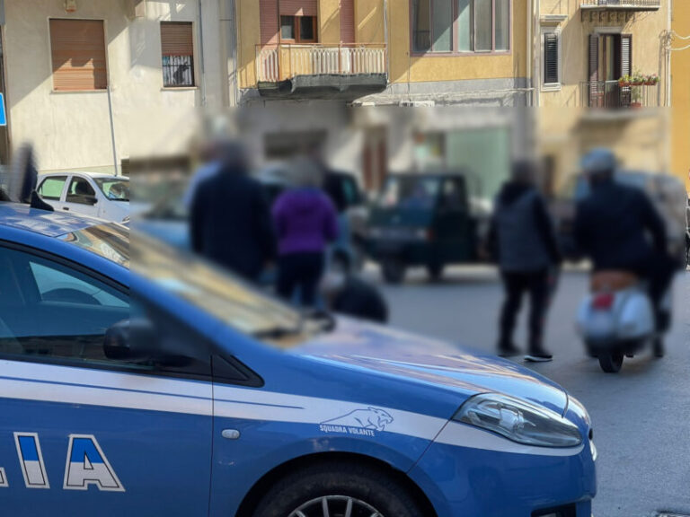 Incidente in via Armando Diaz: investito un uomo, traffico rallentato in zona