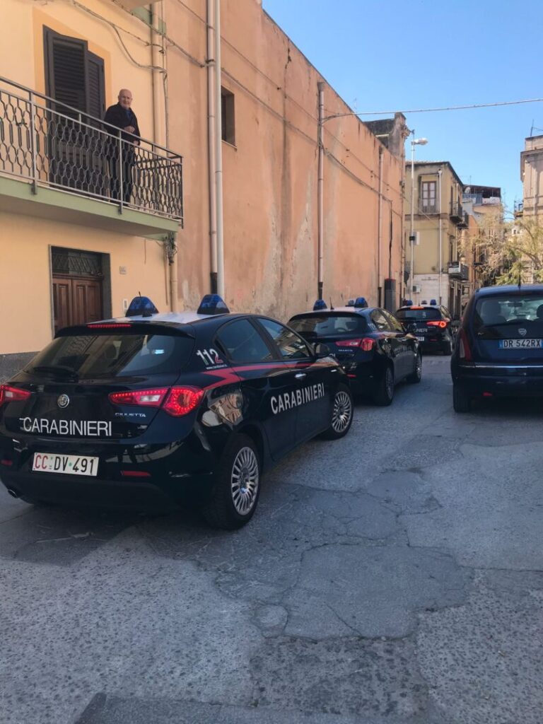 Controlli anti Covid dei carabinieri a Termini Imerese:  blitz nella parte bassa della città