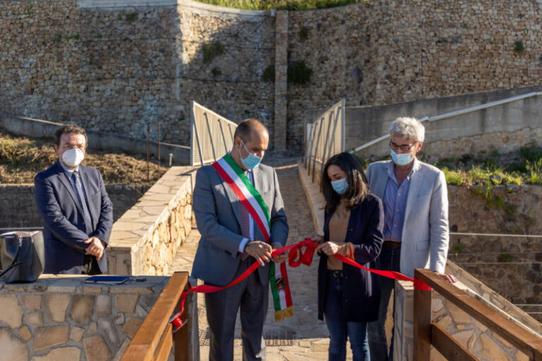 Inaugurato il “Giardino del Sole a Finale di Pollina”, Musotto: “Lungomare sempre più attrattivo”