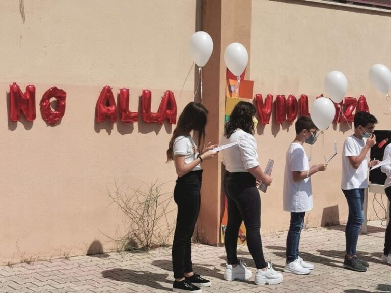 L’istituto comprensivo Barbera di Caccamo dedica una giornata a Roberta Siragusa per dire no alla violenza FOTO