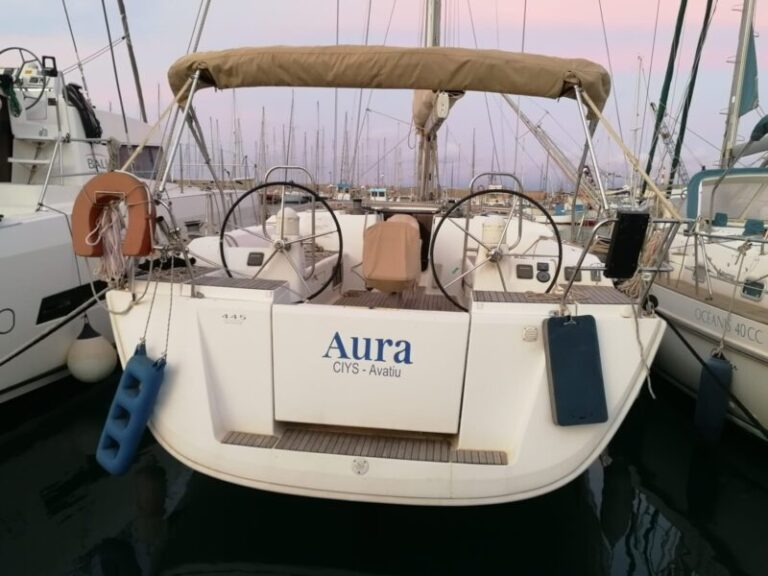 Porto Termini Imerese: dissequestrata la barca a vela battente bandiera Isole Cook