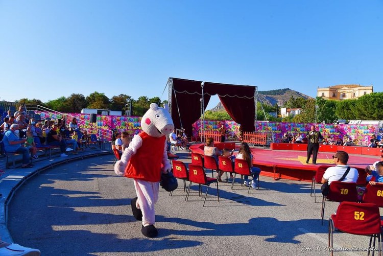 A Termini Imerese lo spettacolo più divertente e di successo: “Cartonito  Show” 