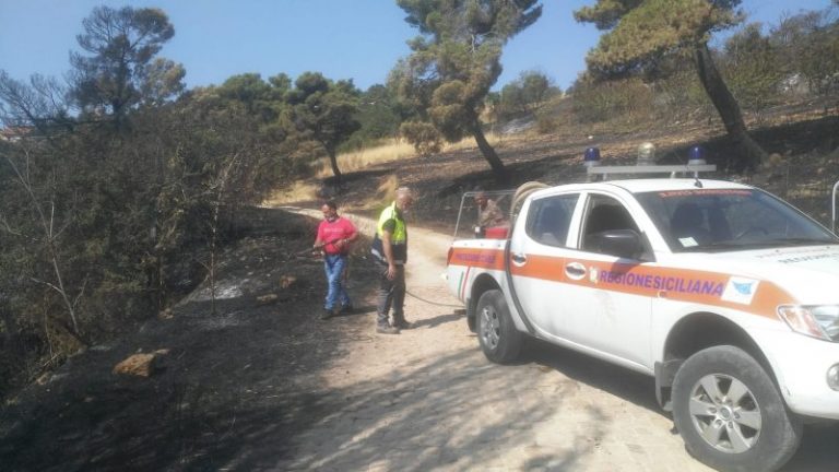 Petralia Soprana: veicolo antincendio per la Protezione Civile comunale