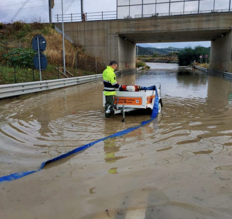 A19: riaperto svincolo area industriale Termini Imerese, allagate alcune contrade FOTO