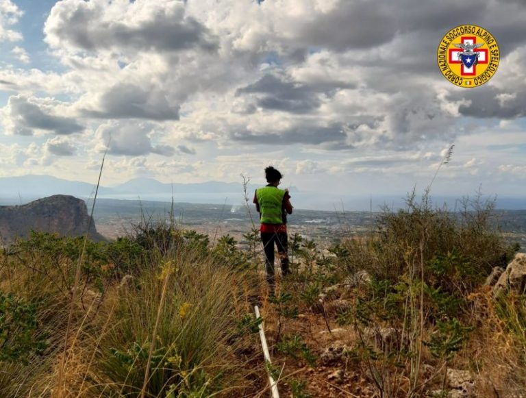 Soccorso Alpino alla ricerca di un anziano scomparso FOTO