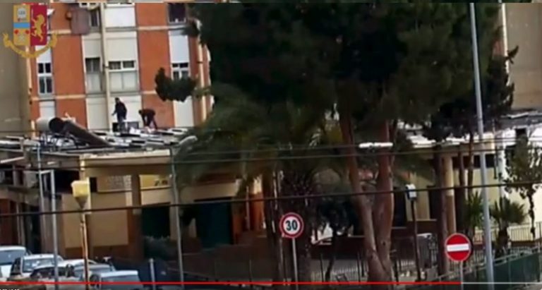 Operazione Polizia: duro colpo a piazza spaccio della provincia di Palermo: giro d’affari da cinquemila euro al giorno VIDEO