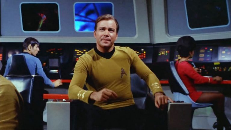 Il capitano Kirk di Star Trek a 90 anni andrà finalmente nello spazio, il video del lancio – LIVE