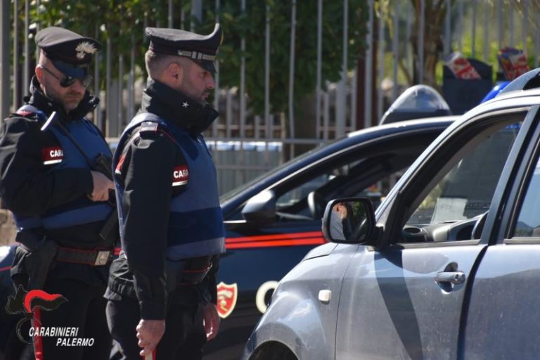 Carabinieri: un arresto per rapina in centro a Palermo