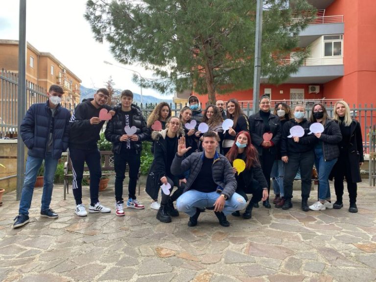 25 novembre: il liceo ‘Ariosto’ di Termini Imerese e le attività contro la violenza sulle donne