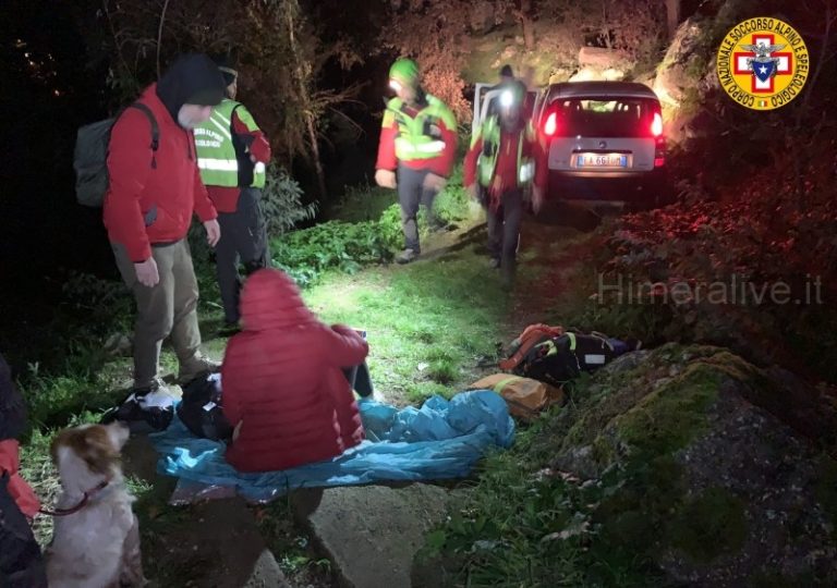 Escursionista ferita salvata in un bosco in provincia di Palermo FOTO