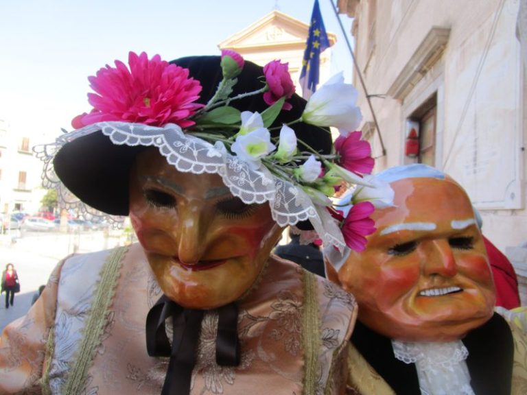 Carnevale Termini Imerese: il 22 febbraio si consegnano le chiavi della città ai “Nanni”