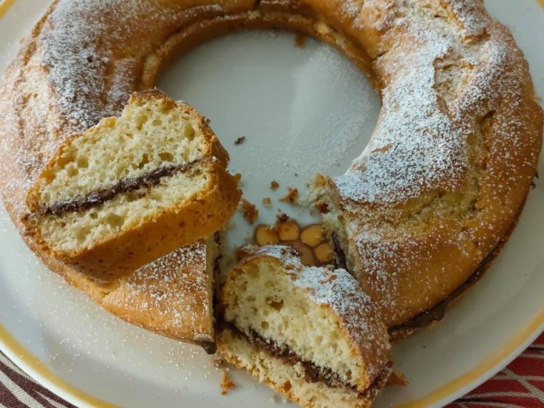 Le ricette di Himera Live: “Ciambellone yogurt e marmellata”