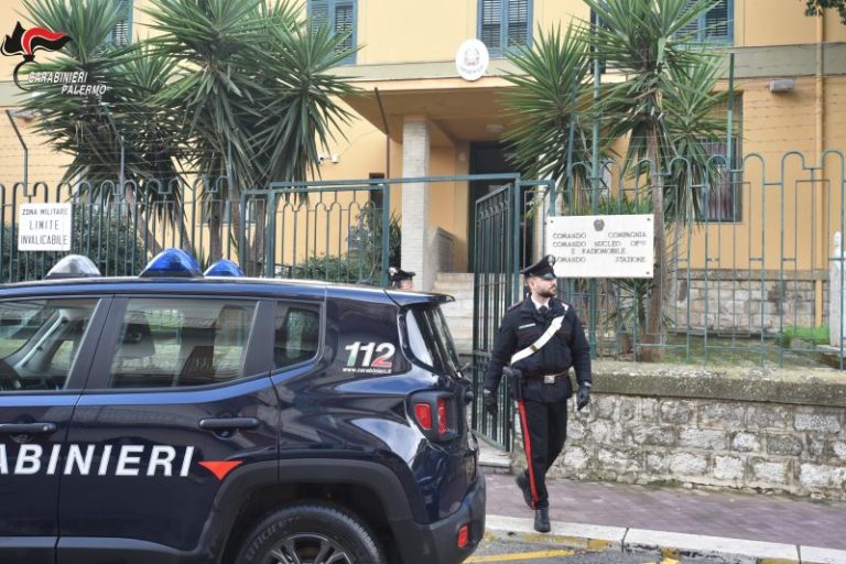 Spariscono i soldi dal libretto a pensionato: arrestato direttore poste in provincia di Palermo