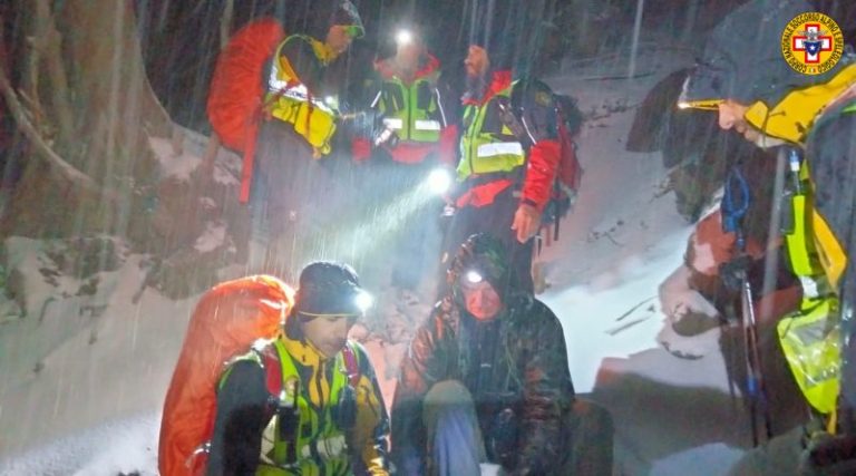 Momenti di paura per un turista polacco disperso, salvato dal Soccorso Alpino VIDEO