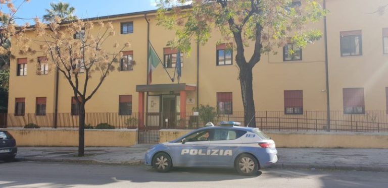 Violenta rapina a Palermo: polizia identifica e arresta due malviventi