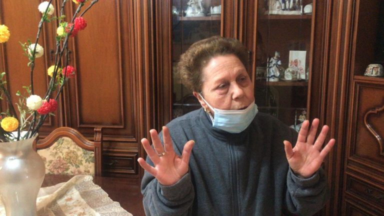 Crollo muro contenimento nel quartiere Santa Lucia: “Siamo ancora intrappolati in casa con un disabile” IL VIDEO APPELLO