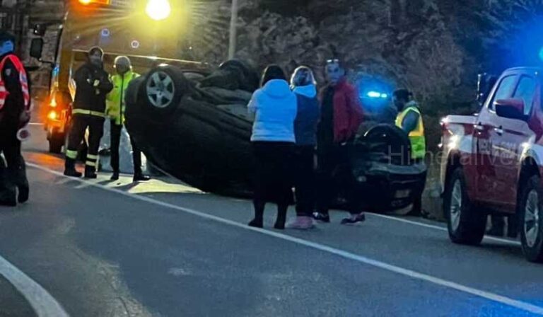 Grave incidente sulla SS 113: auto si ribalta tra Altavilla Milicia e San Nicola l’Arena FOTO