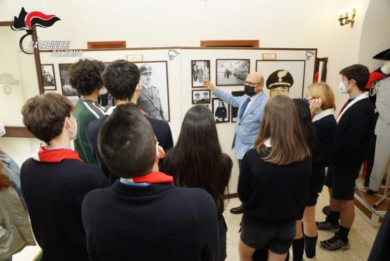 Carabinieri Palermo: visita di una delegazione scout di Rovigo alla Sala della Memoria