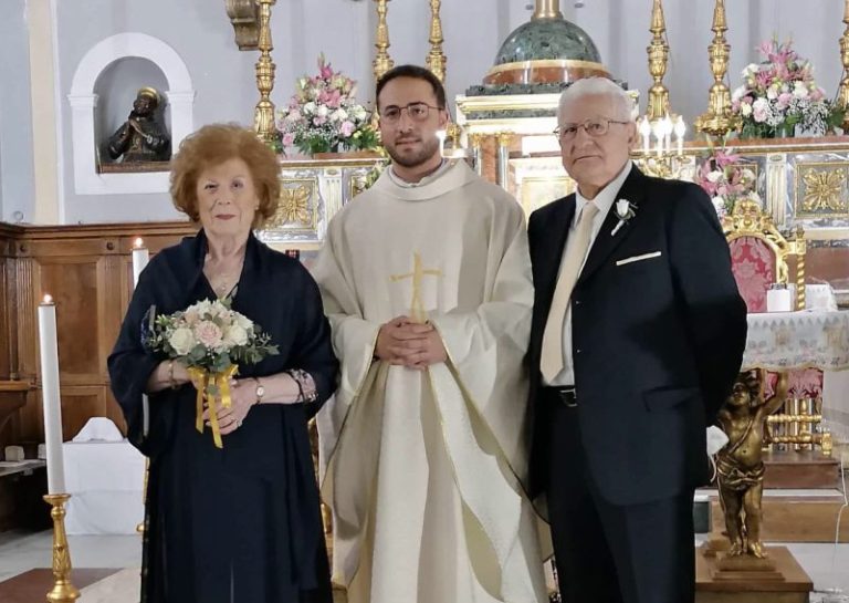 Lieto evento a Termini Imerese: festa per i cinquant’anni di matrimonio di Giovanni Costanza e Cettina Uva