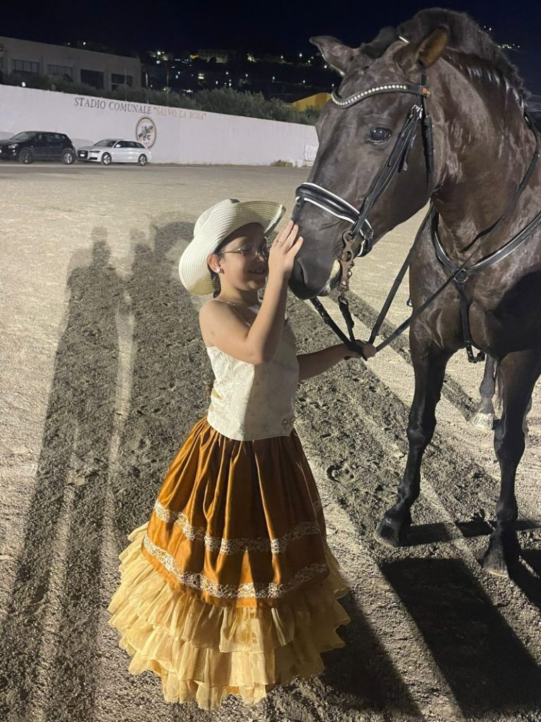 Grande successo per il secondo galà equestre: il “percorso verde Karol” a Santo Stefano di Camastra