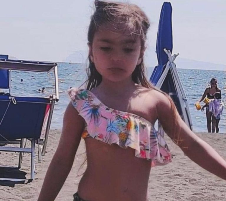 Ennesima tragedia in mare: bimba di 4 anni annega nelle acque di Torre Annunziata