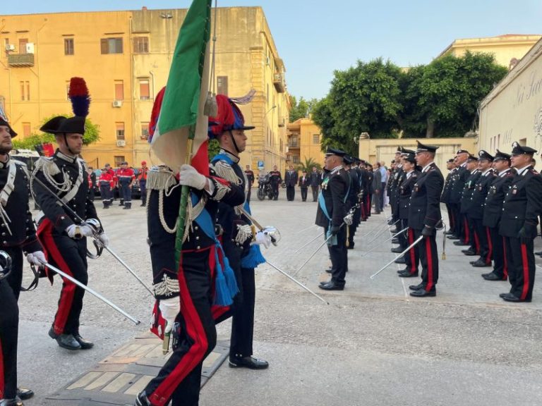 Cerimonia celebrazione del 208°annuale della Fondazione dell’Arma dei Carabinieri FOTO