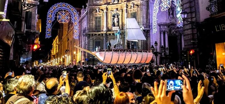 Festino Santa Rosalia a Palermo: tutti i divieti, il sindaco invita all’uso delle mascherine all’aperto