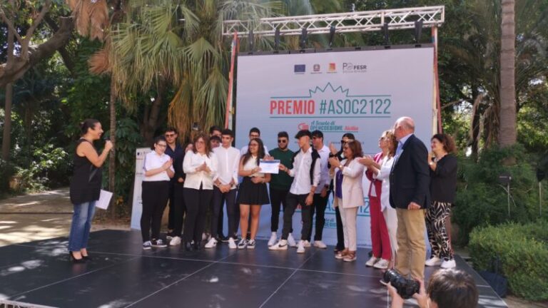 Programmazione, a scuola di OpenCoesione: premiati i team siciliani