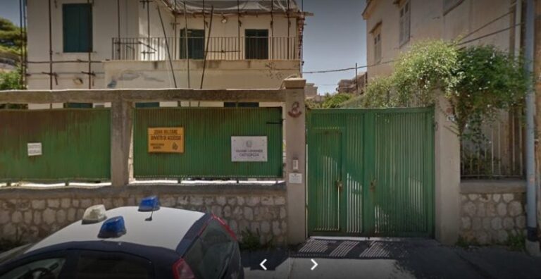 Scippa un’anziana, cade e le si frattura il femore: un arresto a Casteldaccia