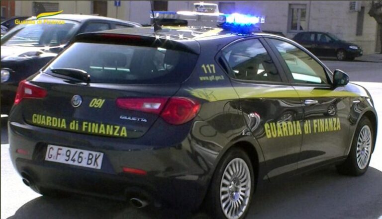 Guardia di Finanza: sequestrate quote societarie e beni aziendali di un noto cantiere navale del trapanese