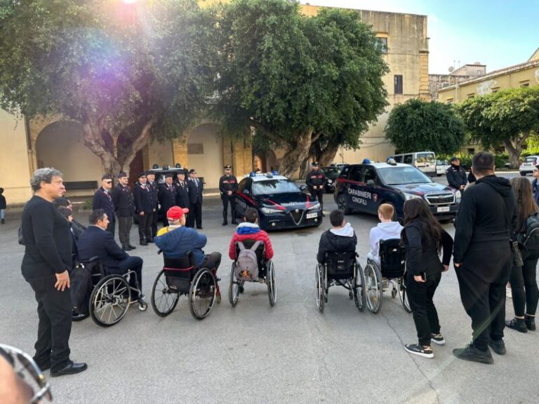 Associazioni in visita al Comando Legione Carabinieri Sicilia