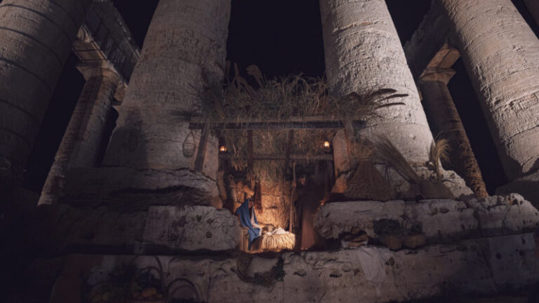 Il presepe vivente di Custonaci tra le colonne del Tempio di Segesta: prime due serate con centinaia di visitatori