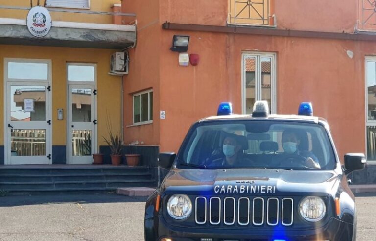 I militari dell’arma dei Carabinieri sono i nuovi angeli di Lampedusa