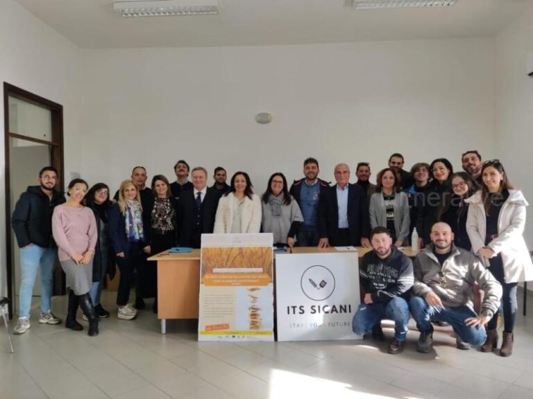 Diplomati i primi 38 tecnici superiori nel settore agroalimentare in Sicilia FOTO