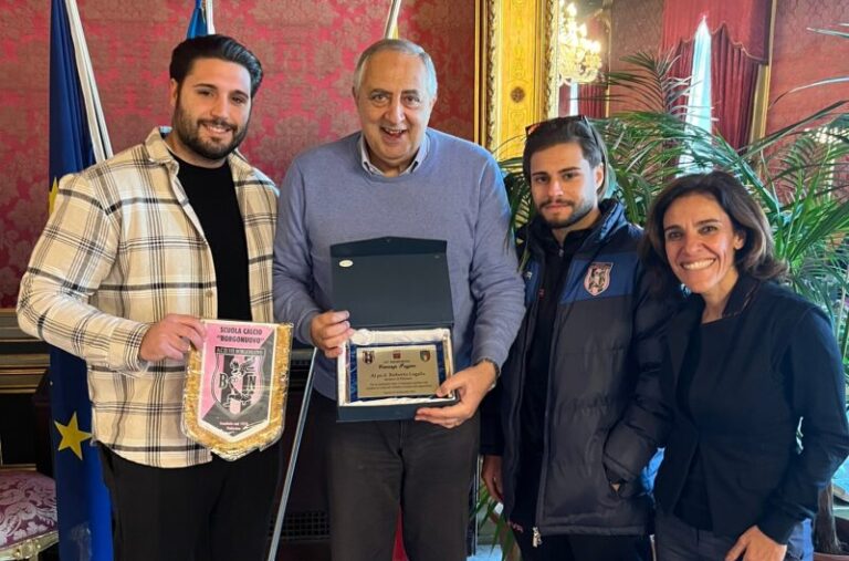 Palermo: Calcio giovanile, al sindaco Lagalla targa del “Memorial Vincenzo Fazzino”