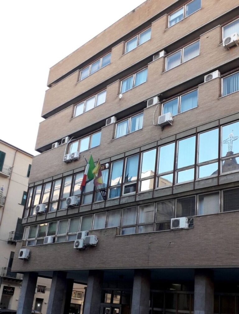 Blocco al sistema Asp di Palermo: tecnici al lavoro per ripristinare il software