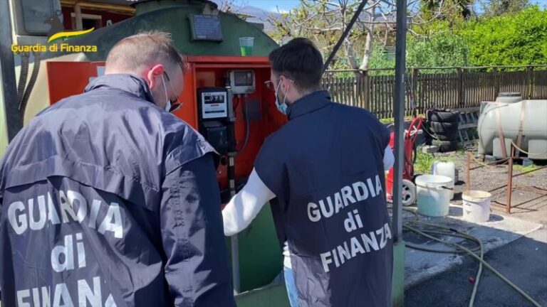 Sicilia: sequestrati oltre 53.000 mila litri di gasolio in una stazione abusiva  VIDEO