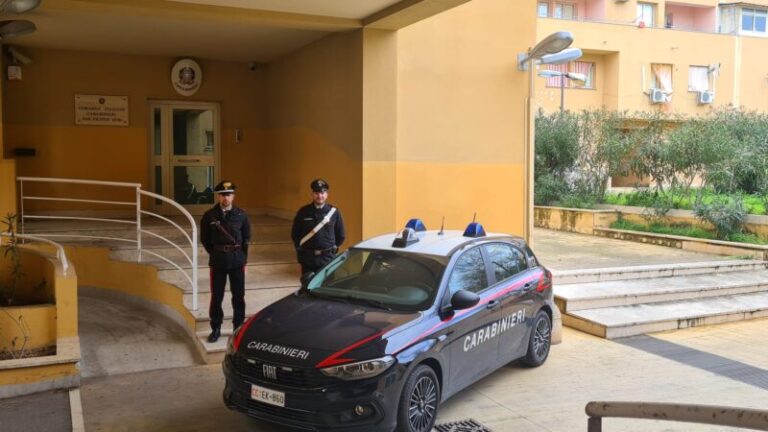 Munizioni, droga e furto di energia elettrica allo Zen 2 di Palermo: un arresto e sei denunciati