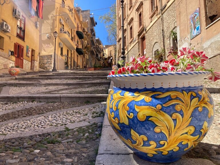 Termini Imerese: la via Roma si rifà il look