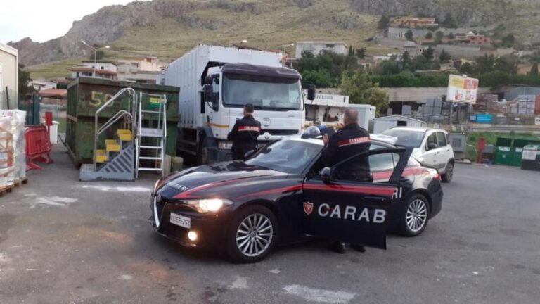 Palermo: tentato furto di carburante al centro di raccolta della Rap