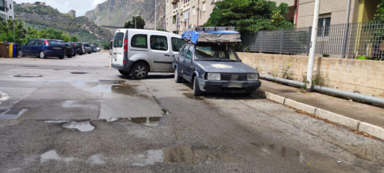 Termini Imerese: degrado e auto abbandonate al quartiere Beato Agostino Novello LE FOTO