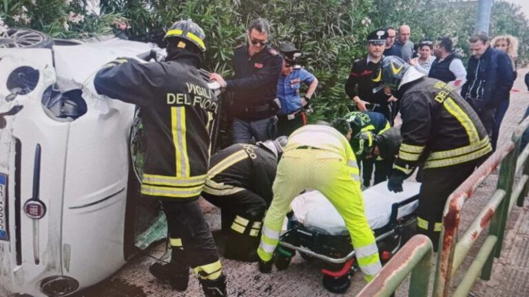 Grave incidente sulla SS 113 nei pressi di Casteldaccia: giovane di 21 anni incastrata tra le lamiere