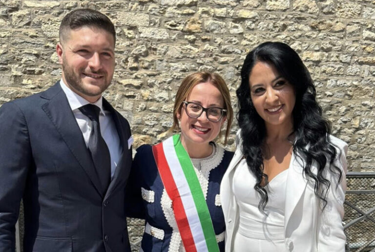 Lieto evento a Termini Imerese: Nicole e Alessandro uniti in matrimonio nel giardino del museo civico LE FOTO